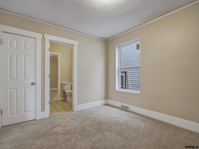 4413 Sprague Street, Omaha, NE 68111