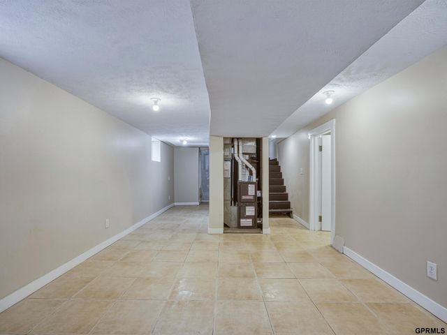 4413 Sprague Street, Omaha, NE 68111