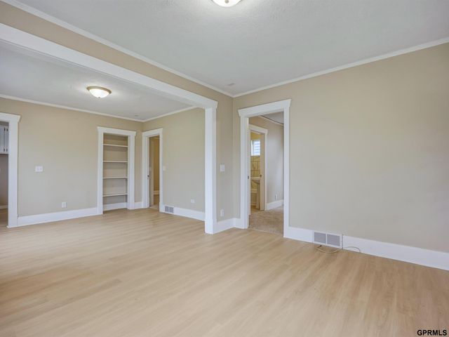 4413 Sprague Street, Omaha, NE 68111