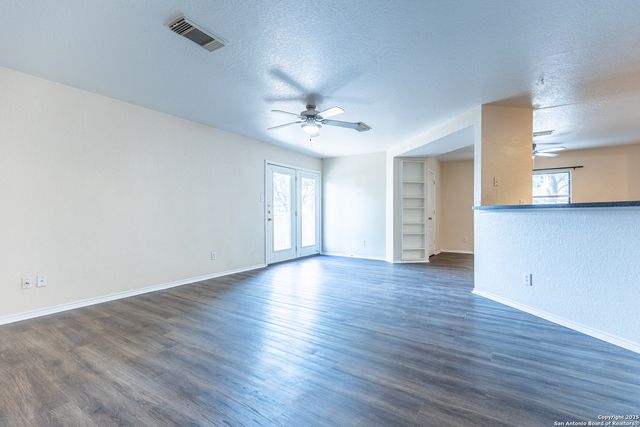 7910 LATTIMER POND, San Antonio, TX 78254