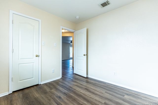 7910 LATTIMER POND, San Antonio, TX 78254