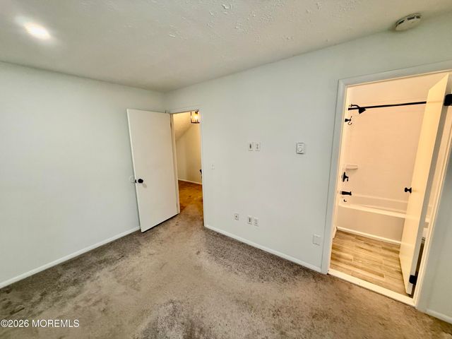 600 Clifton Avenue 1-6, Toms River, NJ 08753