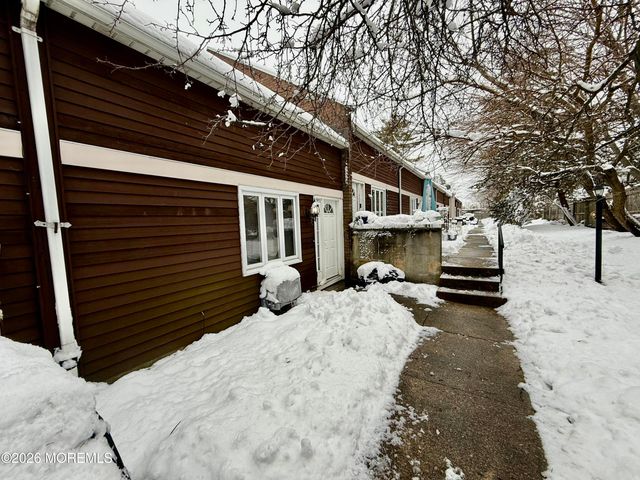 600 Clifton Avenue 1-6, Toms River, NJ 08753