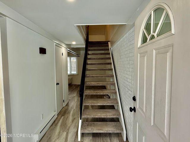 600 Clifton Avenue 1-6, Toms River, NJ 08753