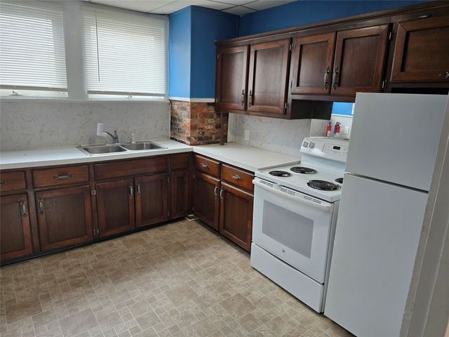 135-137 MEADVILLE Street, Edinboro, PA 16412