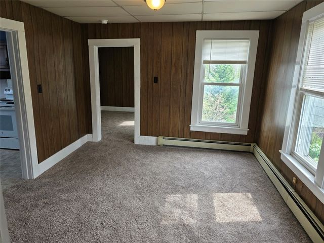 135-137 MEADVILLE Street, Edinboro, PA 16412