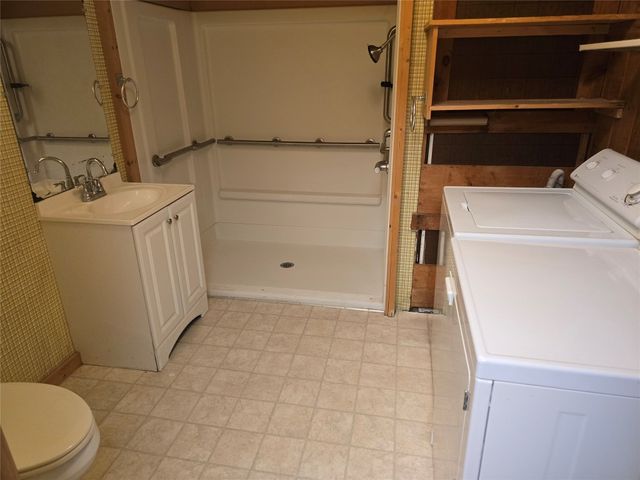 135-137 MEADVILLE Street, Edinboro, PA 16412