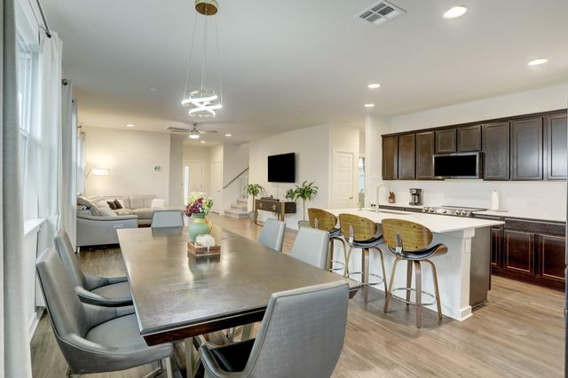 113 Filifera CT, Leander, TX 78641