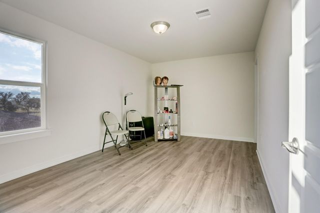 113 Filifera CT, Leander, TX 78641