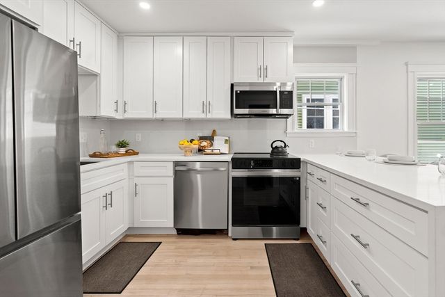 60 Derby St one, Somerville, MA 02145