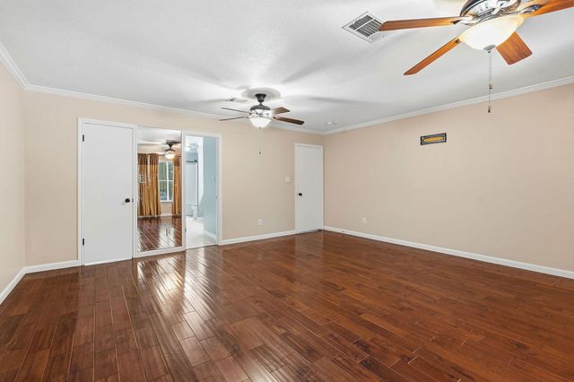 6614 Roseborough DR, Austin, TX 78747