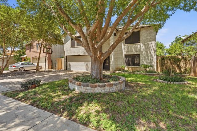 6614 Roseborough DR, Austin, TX 78747