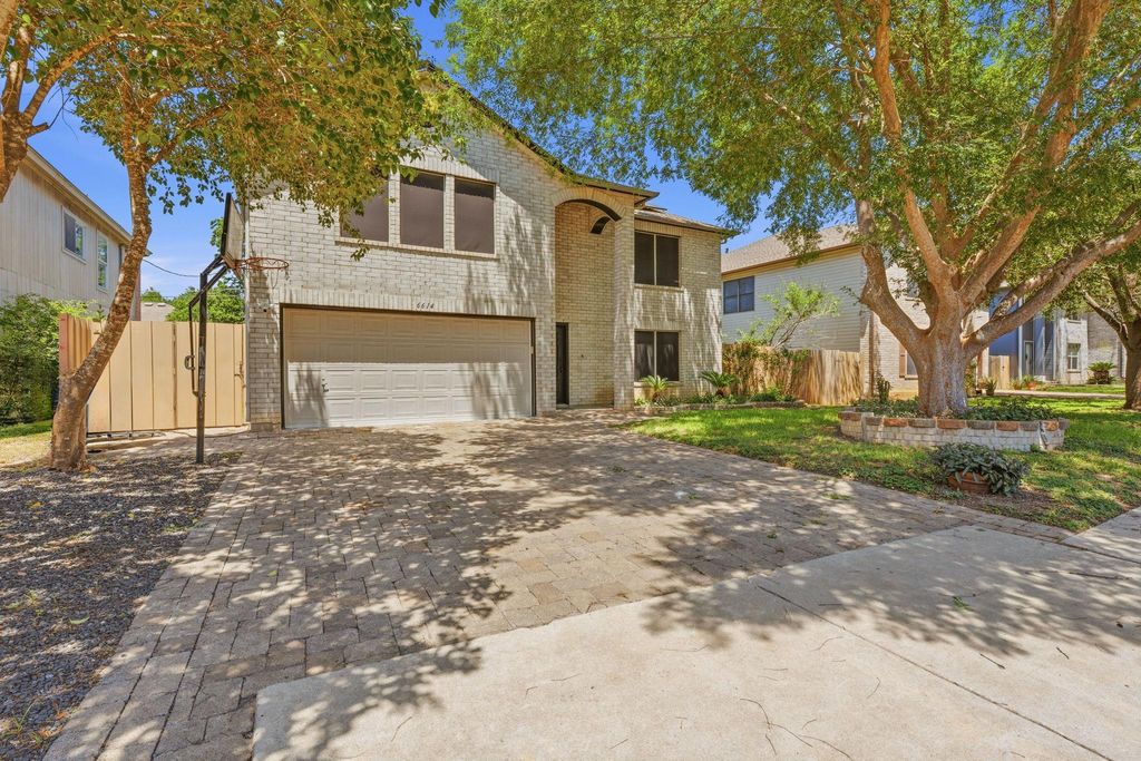 6614 Roseborough DR, Austin, TX 78747