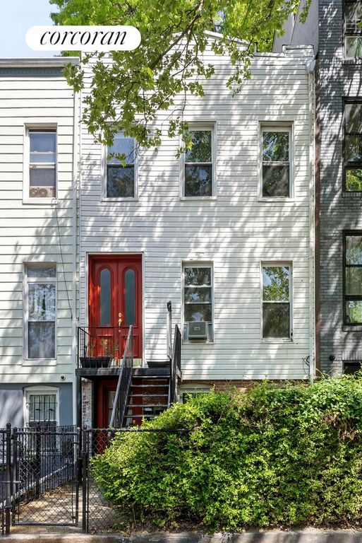 211 HALSEY Street, New York City, NY 11216