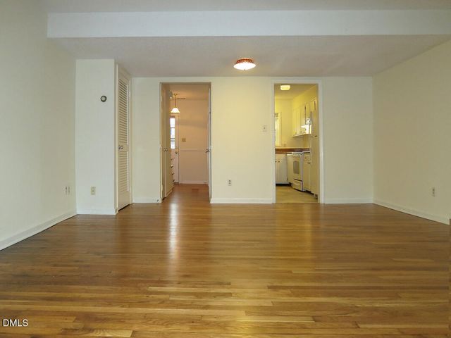 400 Davie Road 8, Carrboro, NC 27510