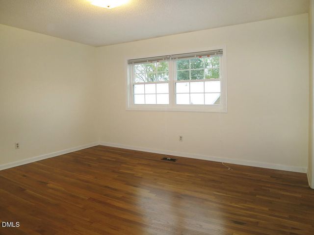 400 Davie Road 8, Carrboro, NC 27510