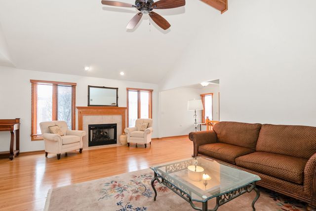 10502 SAN LUIS Lane, Orland Park, IL 60467