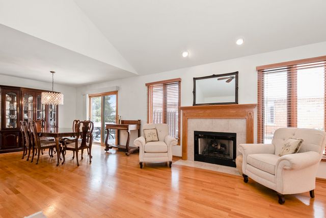 10502 SAN LUIS Lane, Orland Park, IL 60467