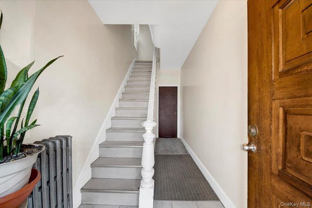 127 N 5th Avenue, Mount Vernon, NY 10550