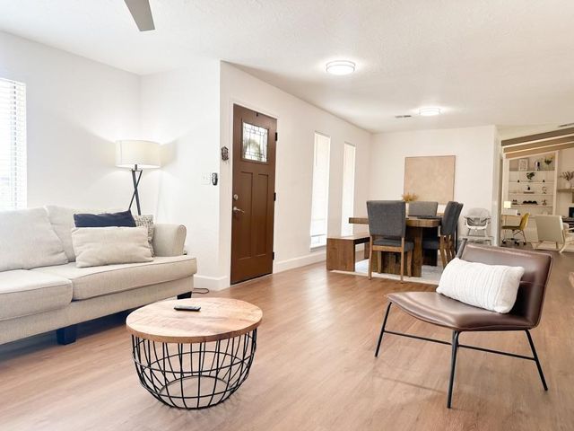 6821 SW Fenwick, Lawton, OK 73505