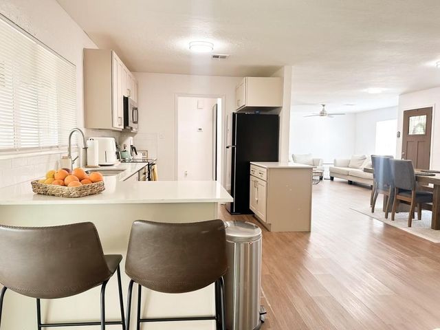 6821 SW Fenwick, Lawton, OK 73505