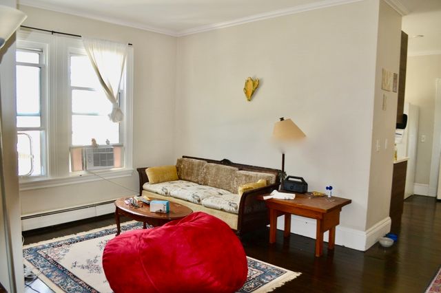 237 Highland Ave, Somerville, MA 02143