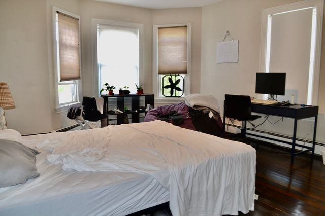 237 Highland Ave, Somerville, MA 02143