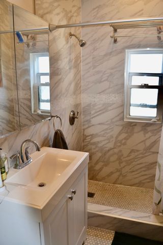 237 Highland Ave, Somerville, MA 02143