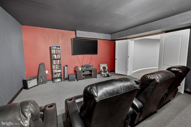 22 GRASSY LAKE RD, Shamong, NJ 08088