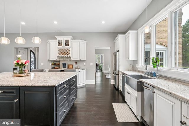 22 GRASSY LAKE RD, Shamong, NJ 08088