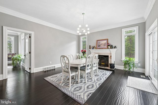 22 GRASSY LAKE RD, Shamong, NJ 08088