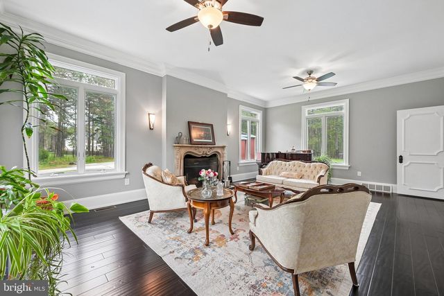22 GRASSY LAKE RD, Shamong, NJ 08088