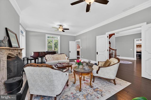 22 GRASSY LAKE RD, Shamong, NJ 08088