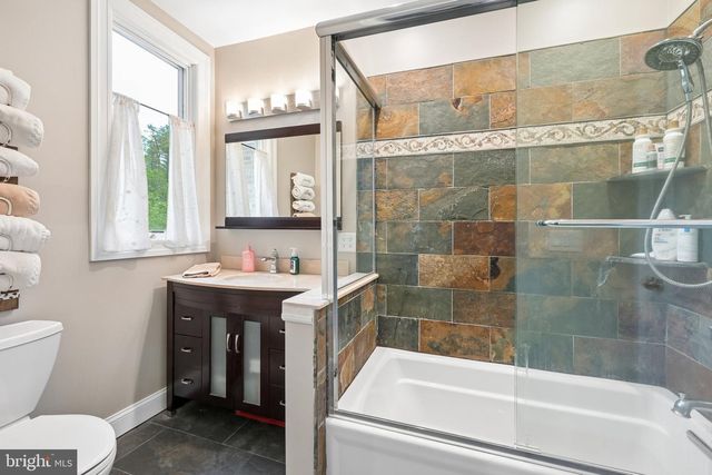 22 GRASSY LAKE RD, Shamong, NJ 08088