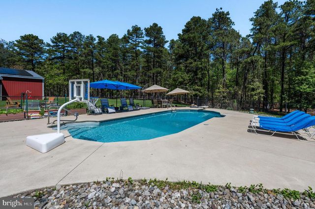 22 GRASSY LAKE RD, Shamong, NJ 08088
