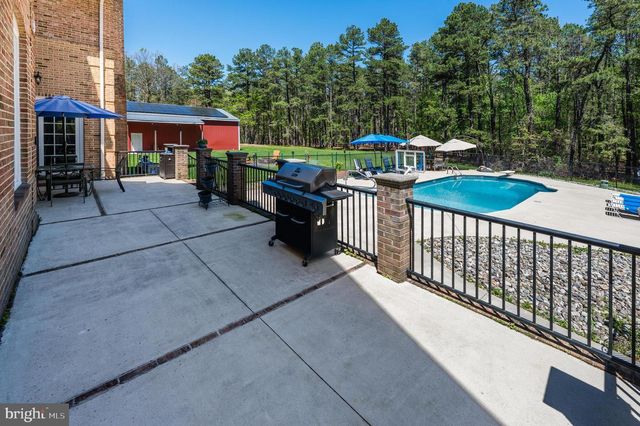22 GRASSY LAKE RD, Shamong, NJ 08088