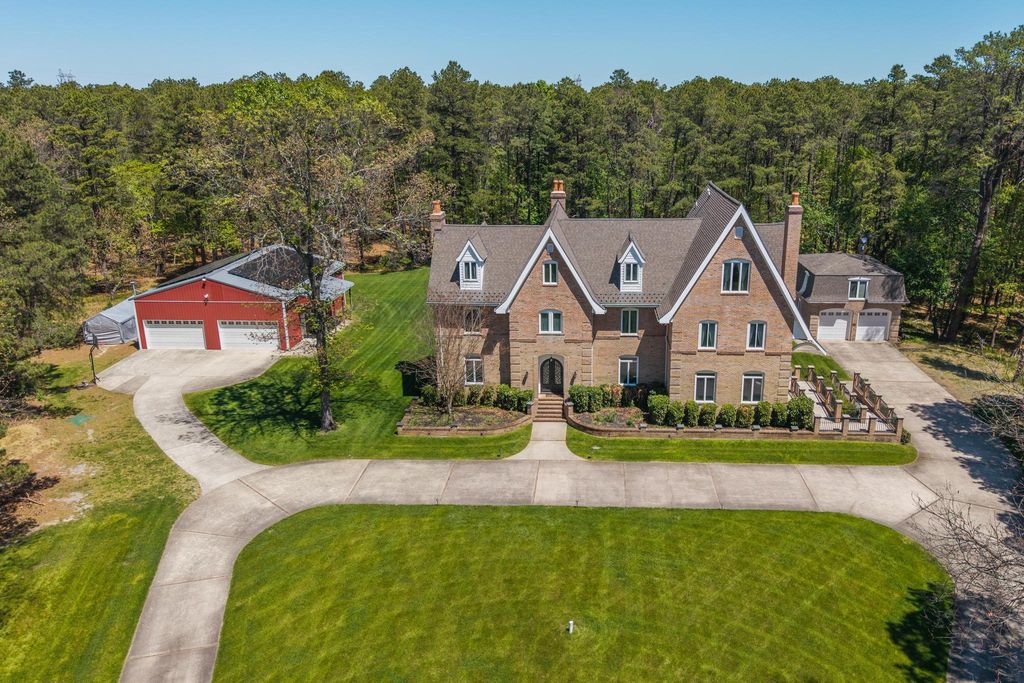 22 GRASSY LAKE RD, Shamong, NJ 08088