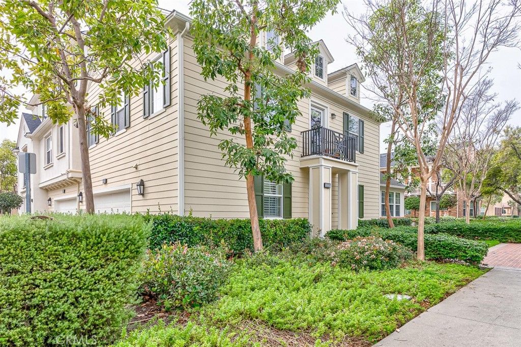 Image 20 of property listing at 15220 Cambridge, Tustin, CA 92782