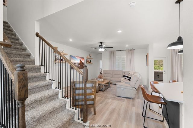 1356 Kingsgate Drive, Bryan, TX 77807
