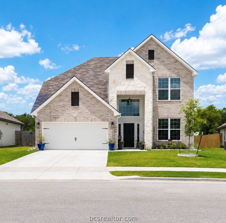 1356 Kingsgate Drive, Bryan, TX 77807