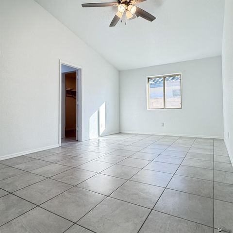 384 N 22 Dr, San Luis, AZ 85336