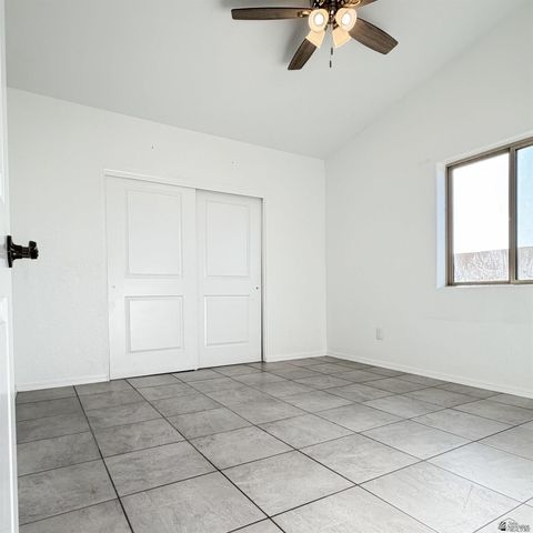 384 N 22 Dr, San Luis, AZ 85336