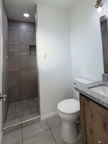 384 N 22 Dr, San Luis, AZ 85336