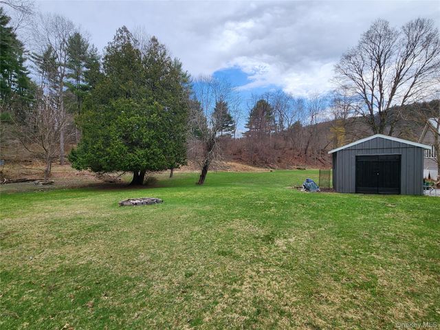 20 Hankins Road, Fremont Center, NY 12736