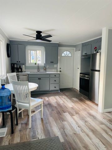 203 Gasoline Alley, Houghton Lake, MI 48629