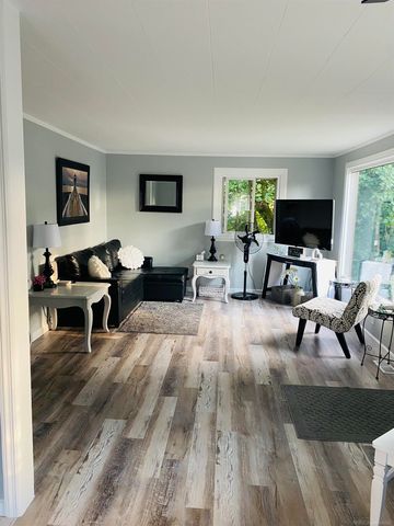 203 Gasoline Alley, Houghton Lake, MI 48629