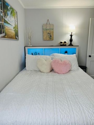 203 Gasoline Alley, Houghton Lake, MI 48629