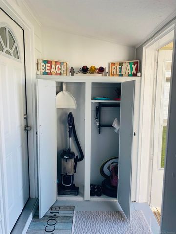 203 Gasoline Alley, Houghton Lake, MI 48629