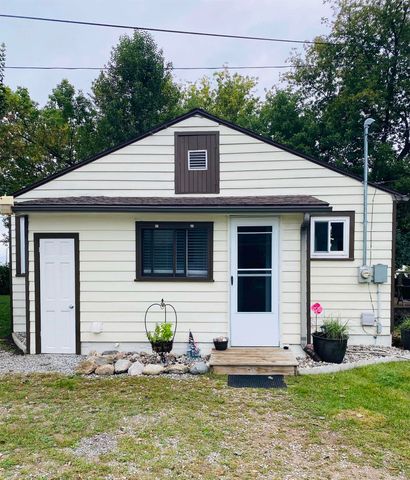 203 Gasoline Alley, Houghton Lake, MI 48629