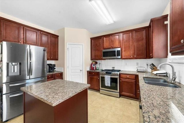 3560 Brittany Oak Trace, Snellville, GA 30039